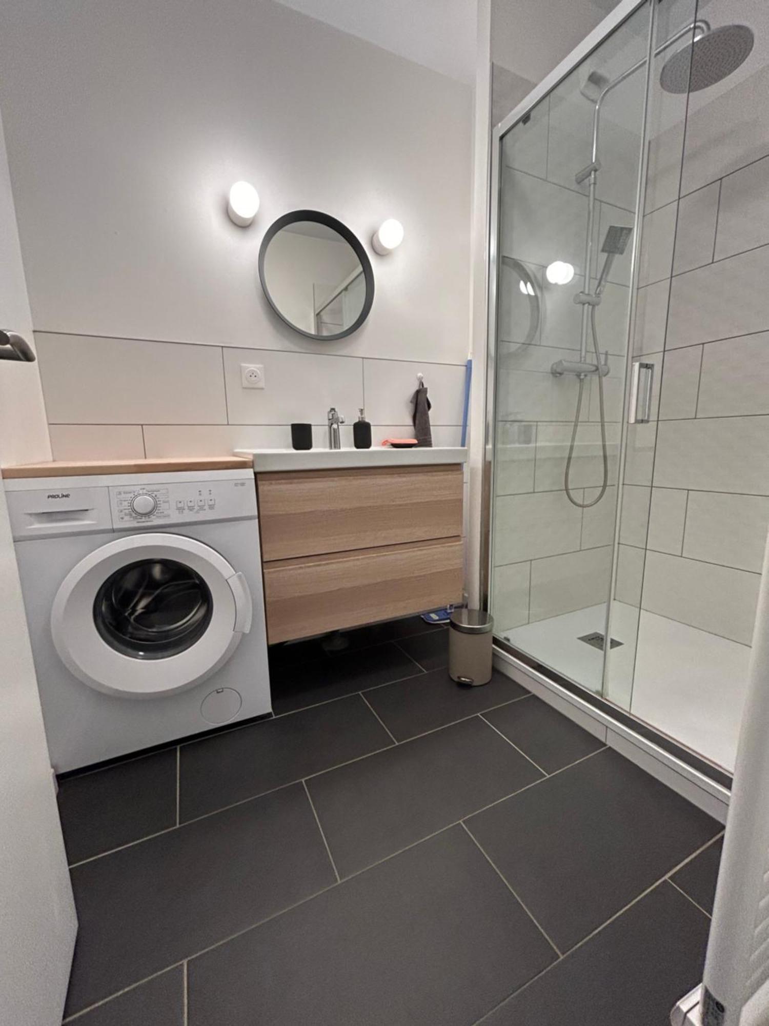 Le Patio : Appartement Chic 3 Chambres Au Coeur De Pau Zewnętrze zdjęcie