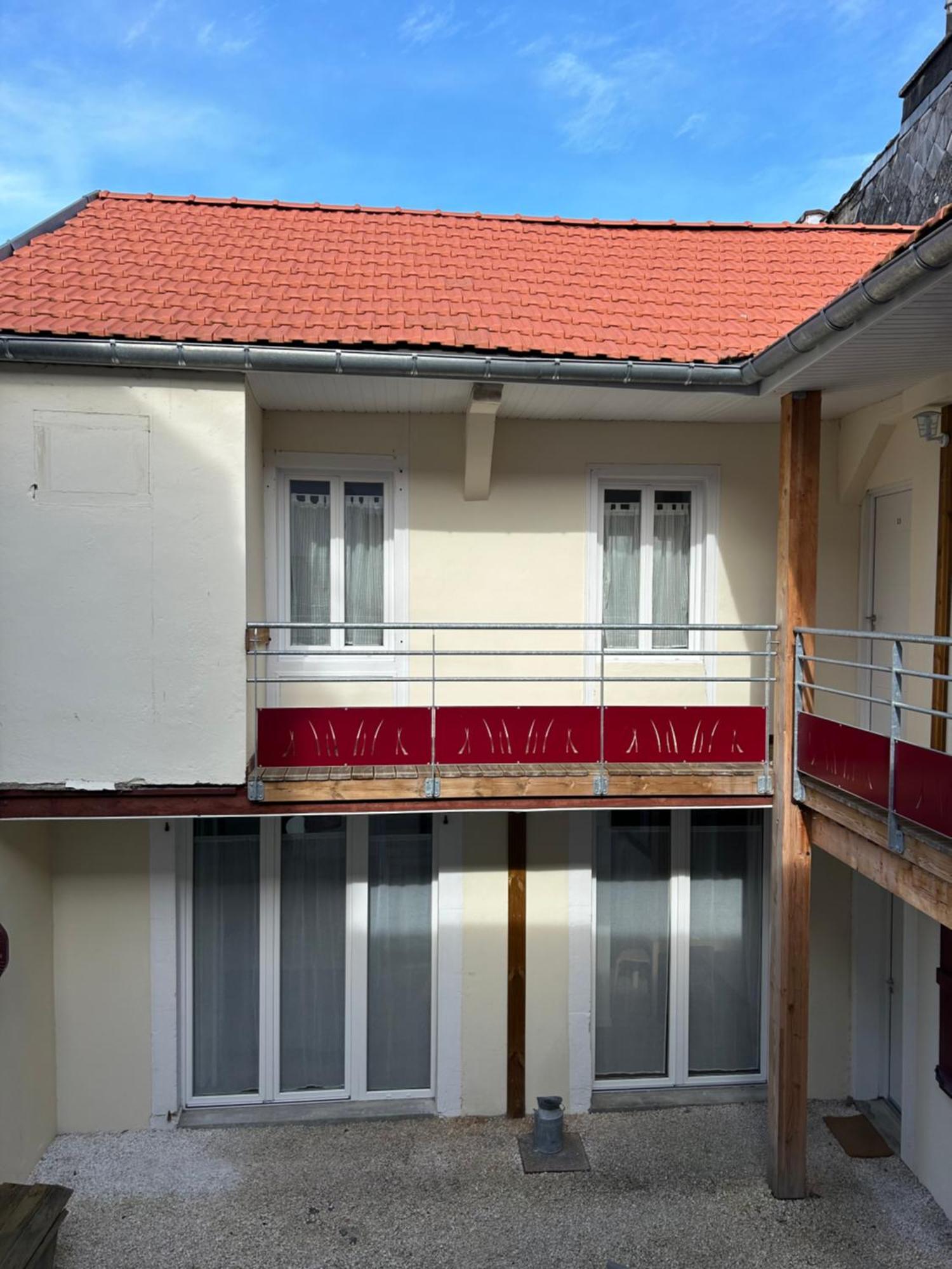 Le Patio : Appartement Chic 3 Chambres Au Coeur De Pau Zewnętrze zdjęcie